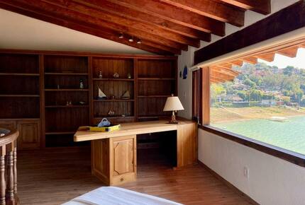 Stunning Modern Lakefront Getaway - Valle de Bravo, Mexico