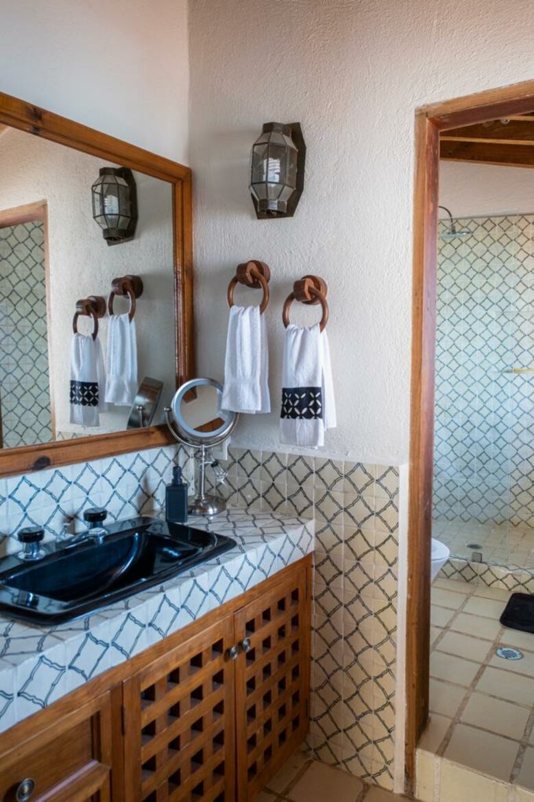 Stunning Modern Lakefront Getaway - Valle de Bravo, Mexico