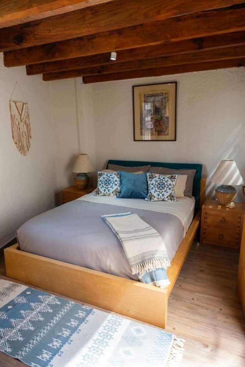 Stunning Modern Lakefront Getaway - Valle de Bravo, Mexico