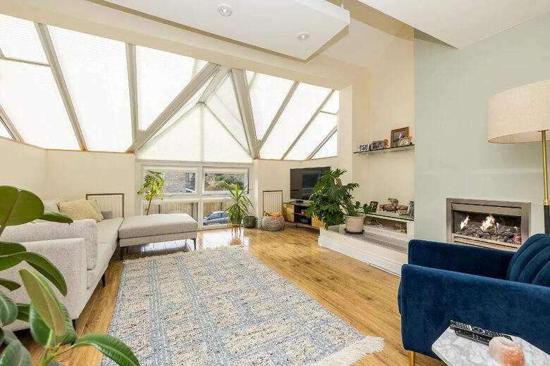 Shrewsbury Park - Dublin, Ireland