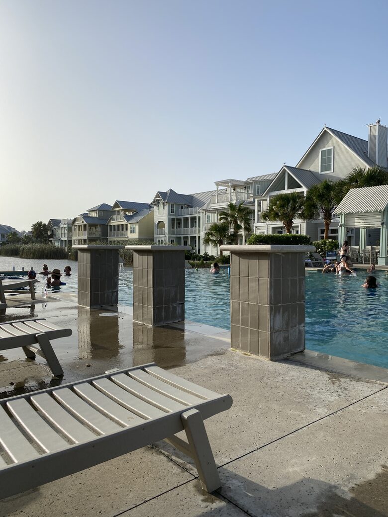 Sandy Gate Cottage by the Sea - Port Aransas, Texas