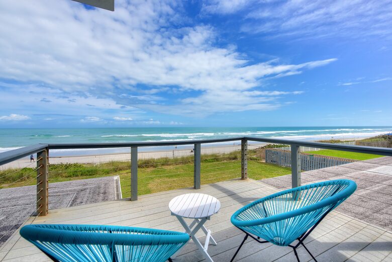 Oceanfront Estate in the Space Coast w/pool and 2 villas - Indialantic, Florida