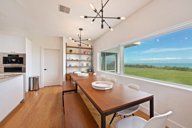 Oceanfront Estate in the Space Coast w/pool and 2 villas - Indialantic, Florida