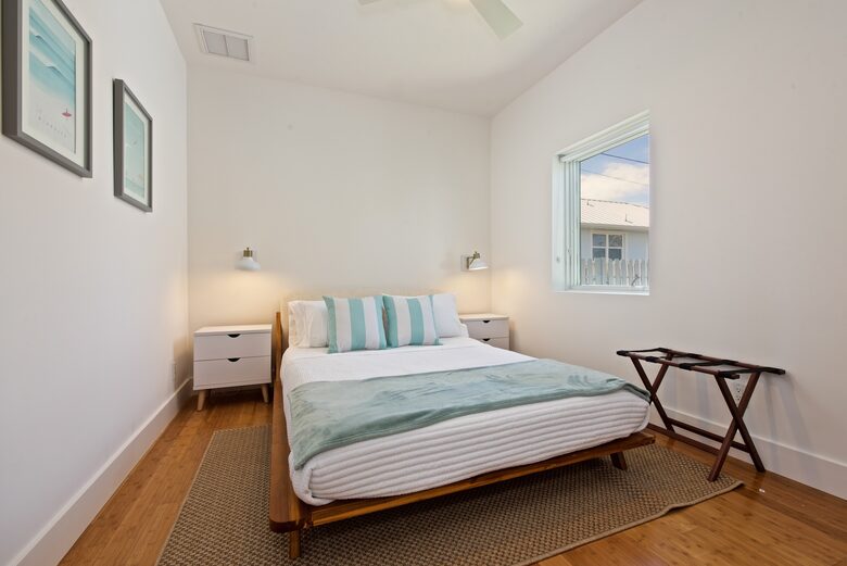 Oceanfront Estate in the Space Coast w/pool and 2 villas - Indialantic, Florida