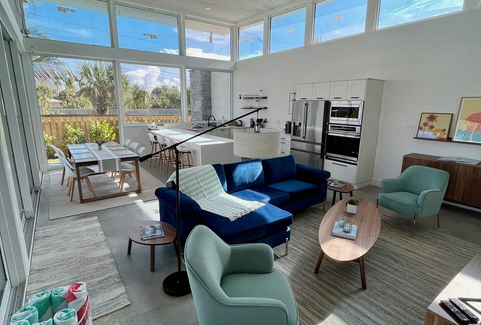 Oceanfront Estate in the Space Coast w/pool and 2 villas - Indialantic, Florida