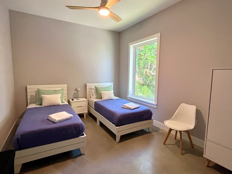 Oceanfront Estate in the Space Coast w/pool and 2 villas - Indialantic, Florida