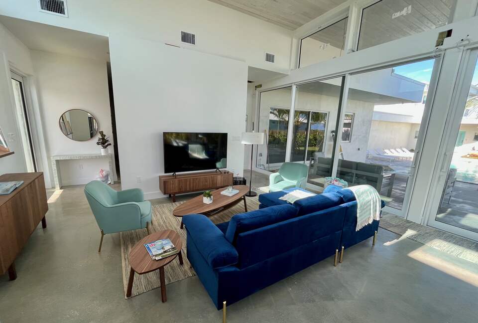 Oceanfront Estate in the Space Coast w/pool and 2 villas - Indialantic, Florida