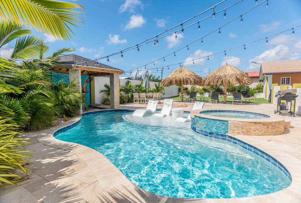 Cove Villa | With a Resort-style Pool - Santa Cruz, Aruba