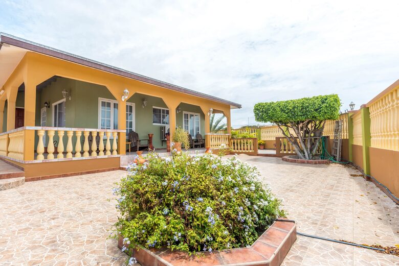 Cove Villa | With a Resort-style Pool - Santa Cruz, Aruba