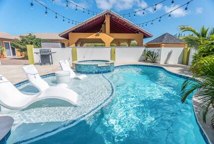 Cove Villa | With a Resort-style Pool - Santa Cruz, Aruba