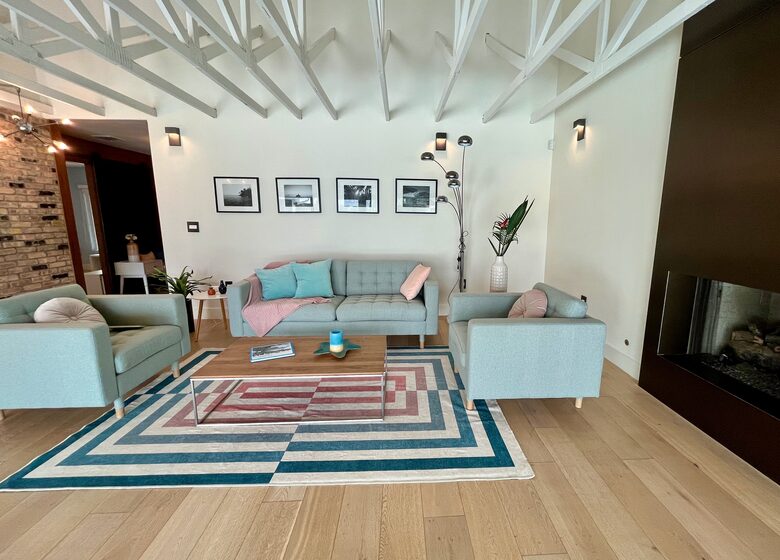 Sunset Waterfront Villa with Pool & Jacuzzi - Hallandale Beach, Florida