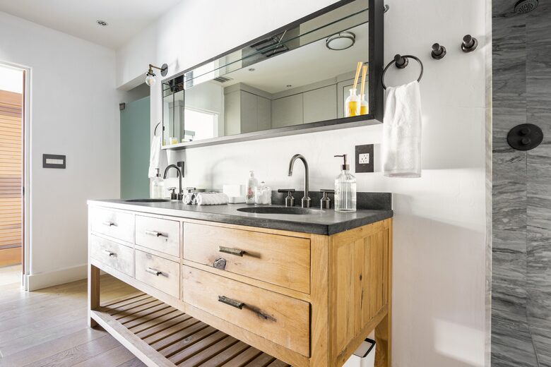 Sunset Waterfront Villa with Pool & Jacuzzi - Hallandale Beach, Florida