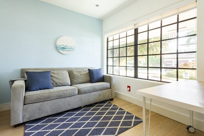 Sunset Waterfront Villa with Pool & Jacuzzi - Hallandale Beach, Florida