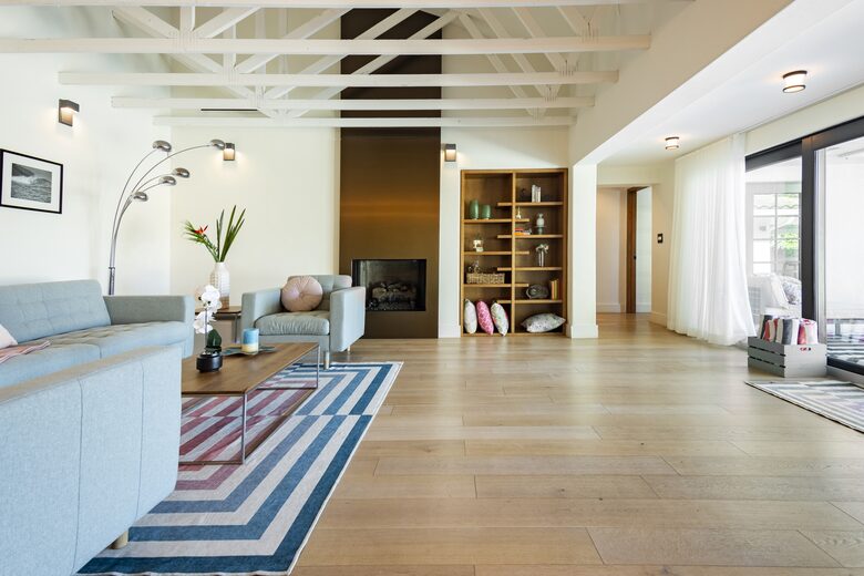 Sunset Waterfront Villa with Pool & Jacuzzi - Hallandale Beach, Florida