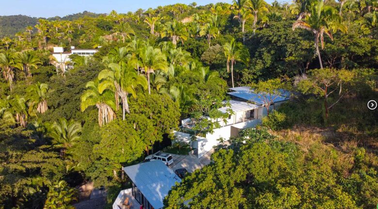 Modern Mexican Architectural Gem with Ocean and Jungle View - San Francisco, Mexico