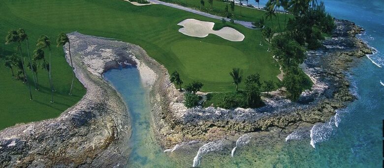 Play a round of Oceanside golf.