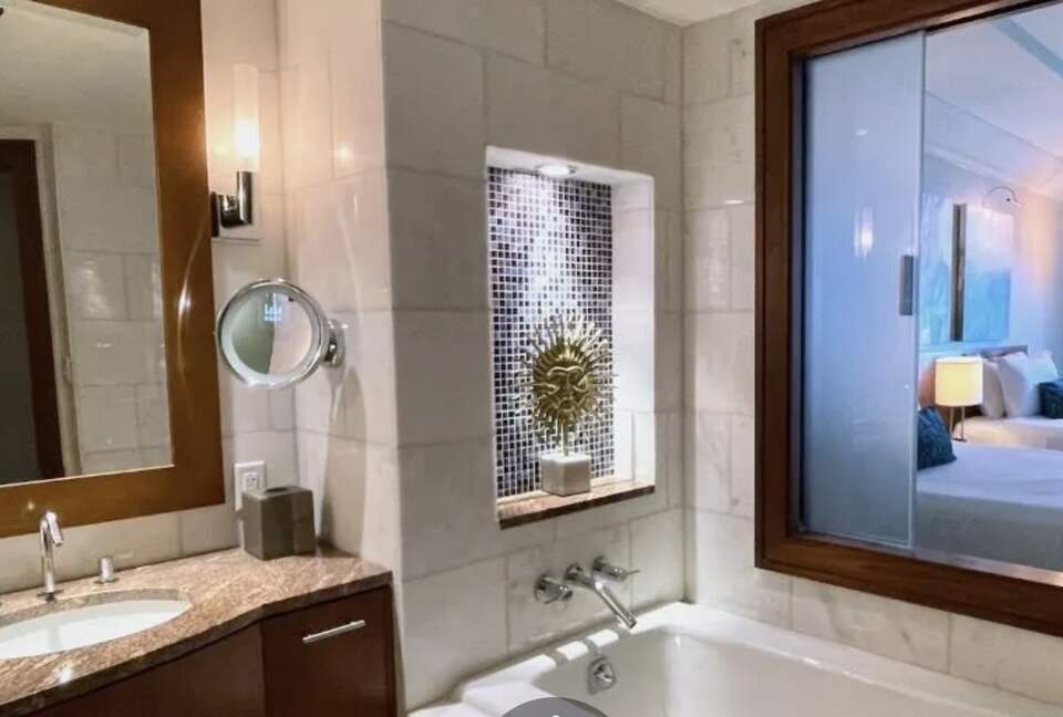 Luxury Ocean View Studio with balcony and a rare 2 queen bed set up at Reef Atlantis - Paradise Island, Bahamas