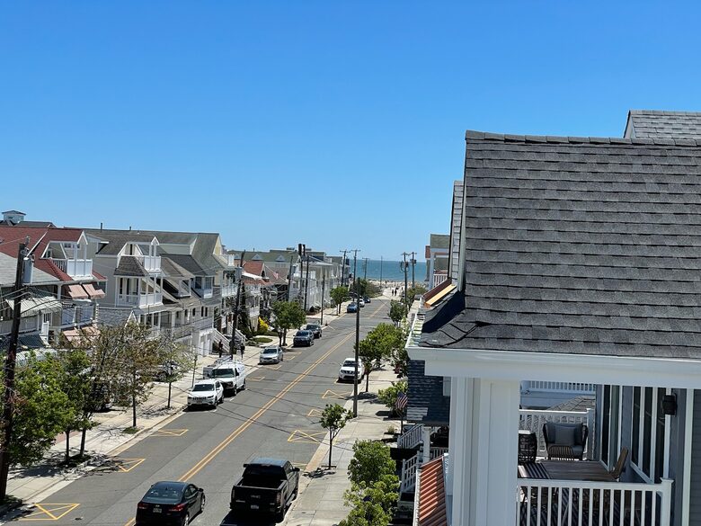 Beach Condo with Ocean views and 4 decks - Ocean City, New Jersey