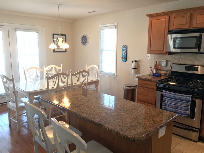 Beach Condo with Ocean views and 4 decks - Ocean City, New Jersey