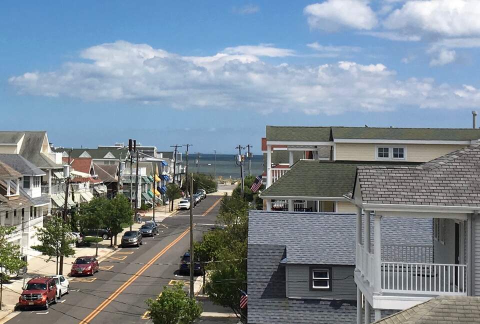 Beach Condo with Ocean views and 4 decks - Ocean City, New Jersey