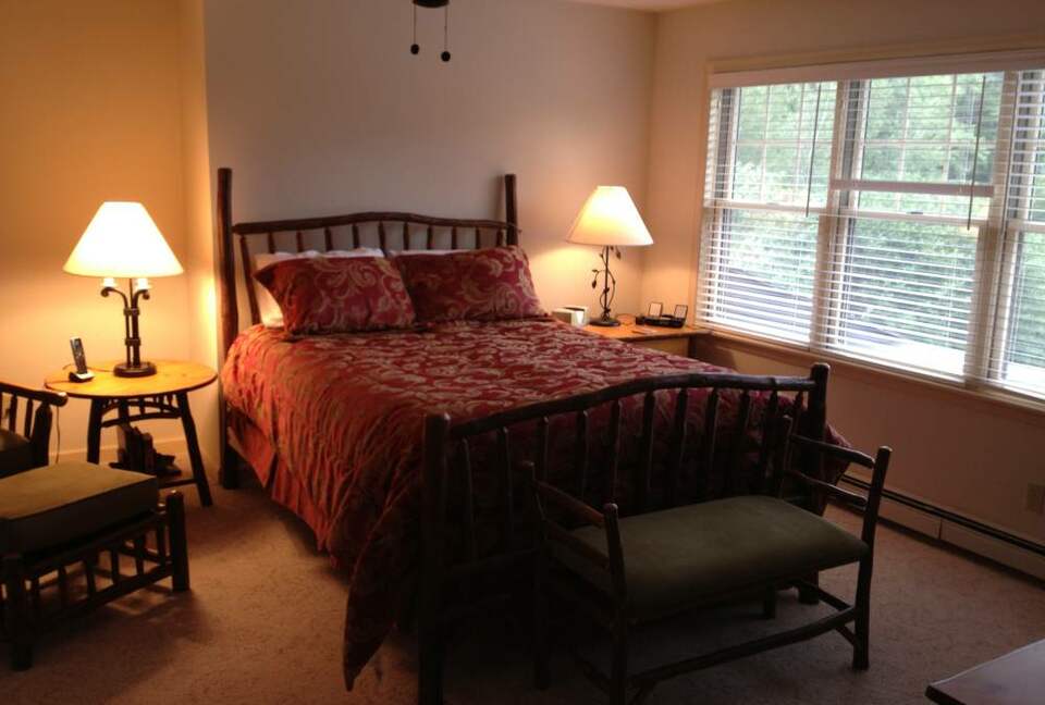 Lake Winnipesaukee Lakehouse - Tuftonboro, New Hampshire