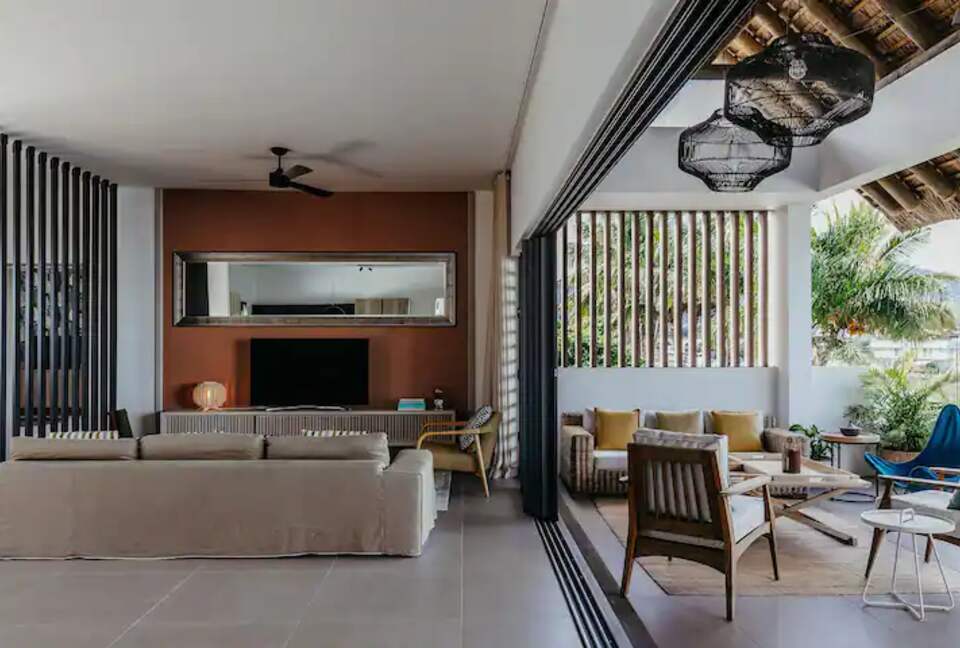 Penthouse Paradise - black river, Mauritius