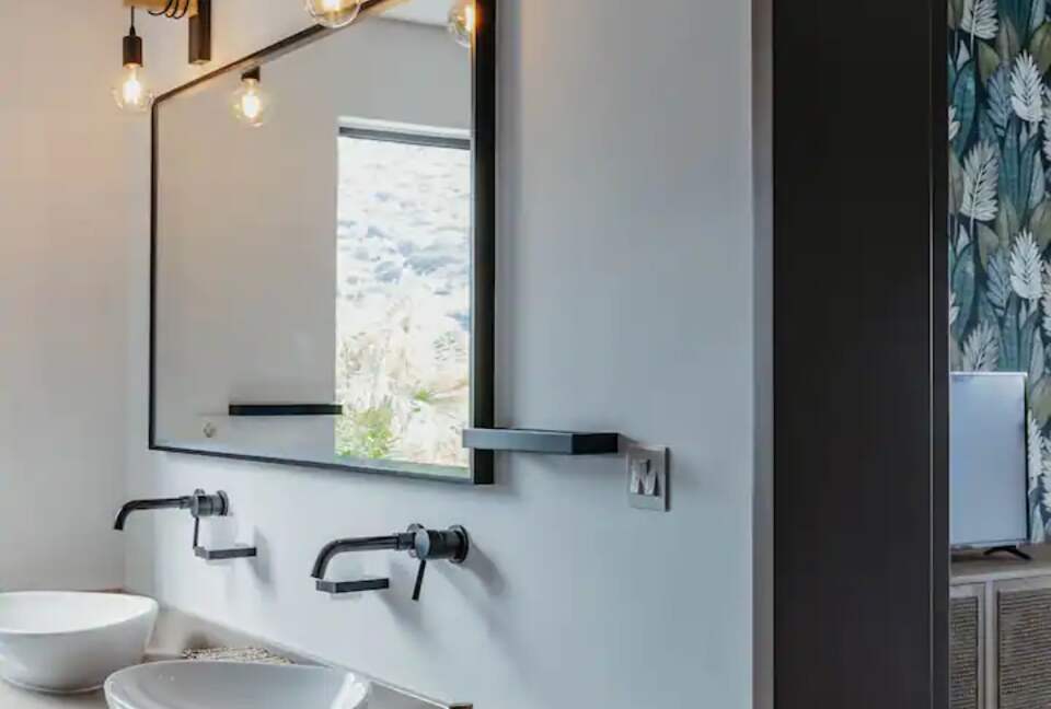 Penthouse Paradise - black river, Mauritius