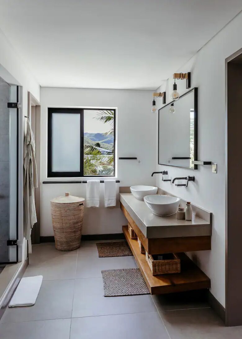 Penthouse Paradise - black river, Mauritius