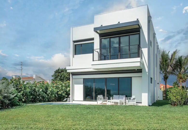 Oceanfront Villa in Melbourne Beach with Private Pool - Melbourne Beach, Florida