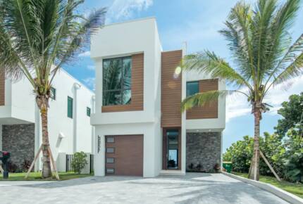 Oceanfront Villa in Melbourne Beach with Private Pool - Melbourne Beach, Florida