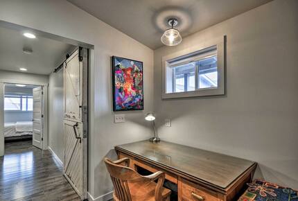 Elegant Pier Waterfront Retreat in Downtown Astoria - Astoria, Oregon