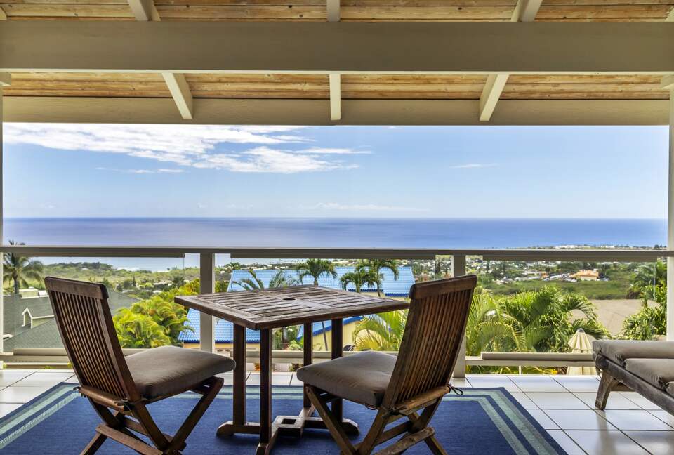 Panoramic Ocean Views with a Pool, Hot Tub & A/C - Kailua-Kona, Hawaii