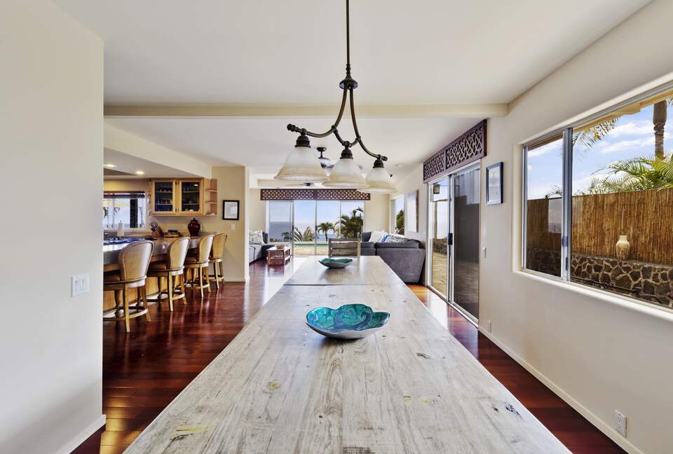 Panoramic Ocean Views with a Pool, Hot Tub & A/C - Kailua-Kona, Hawaii