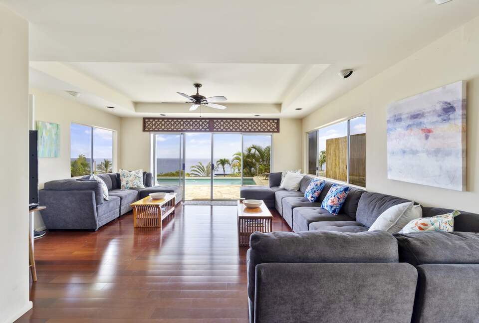 Panoramic Ocean Views with a Pool, Hot Tub & A/C - Kailua-Kona, Hawaii
