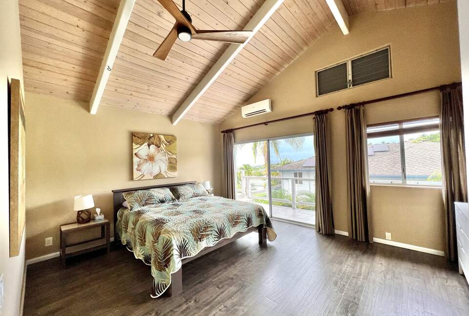 Panoramic Ocean Views with a Pool, Hot Tub & A/C - Kailua-Kona, Hawaii