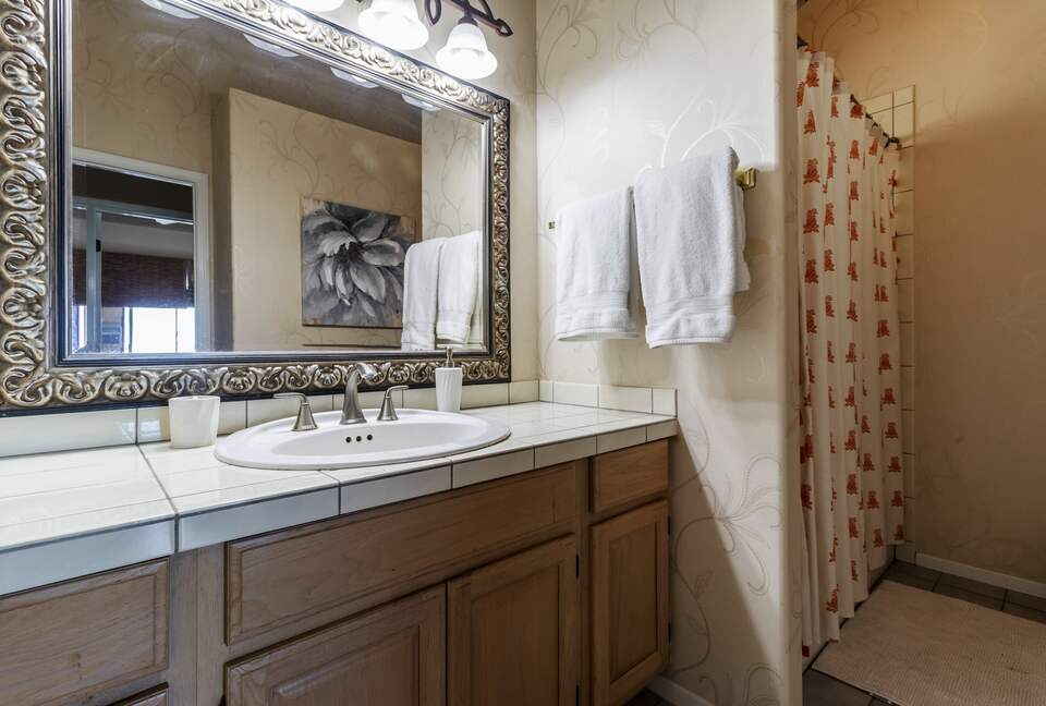 Panoramic Ocean Views with a Pool, Hot Tub & A/C - Kailua-Kona, Hawaii