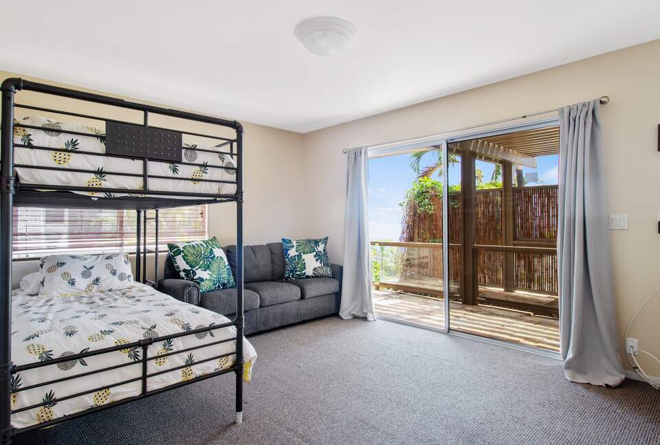 Panoramic Ocean Views with a Pool, Hot Tub & A/C - Kailua-Kona, Hawaii