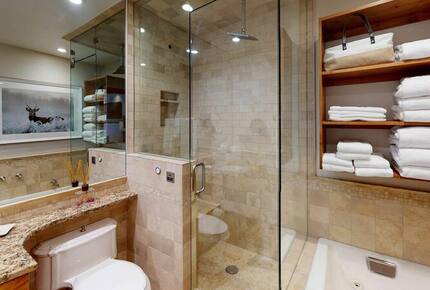 Premier Vail Village Residence - Vail, Colorado