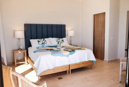 Oceanfront Casa Del Mar Beach Luxury Penthouse - Cabo San Lucas, Mexico