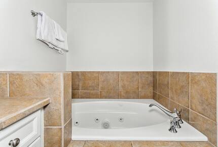 Stunning 2-Bed Condo at The Portofino Island Resort - Pensacola Beach, Florida