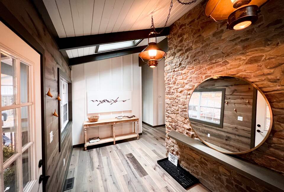 Lakefront Oasis on Lake Barkley; Just 2 Hours from Nashville! - Cadiz, Kentucky