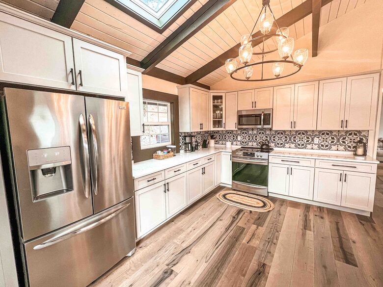 Lakefront Oasis on Lake Barkley; Just 2 Hours from Nashville! - Cadiz, Kentucky