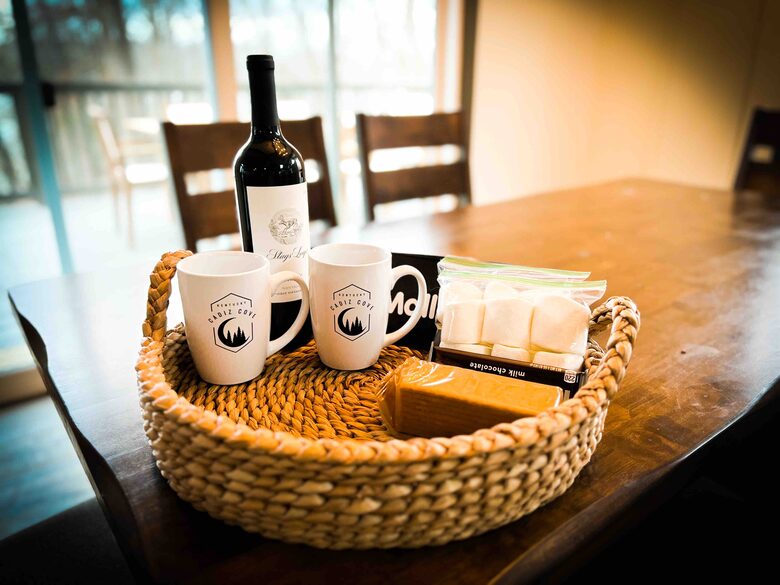 Lakefront Oasis on Lake Barkley; Just 2 Hours from Nashville! - Cadiz, Kentucky