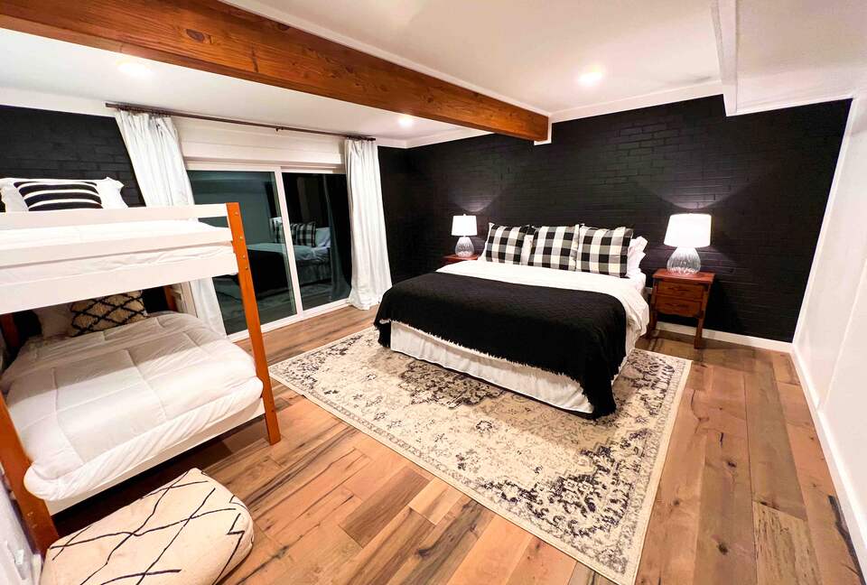 Lakefront Oasis on Lake Barkley; Just 2 Hours from Nashville! - Cadiz, Kentucky