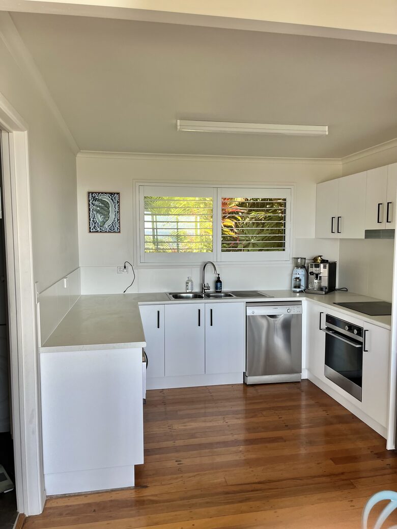 Sandy Showers | With Panoramic Ocean Views - Sunshine Coast, Australia