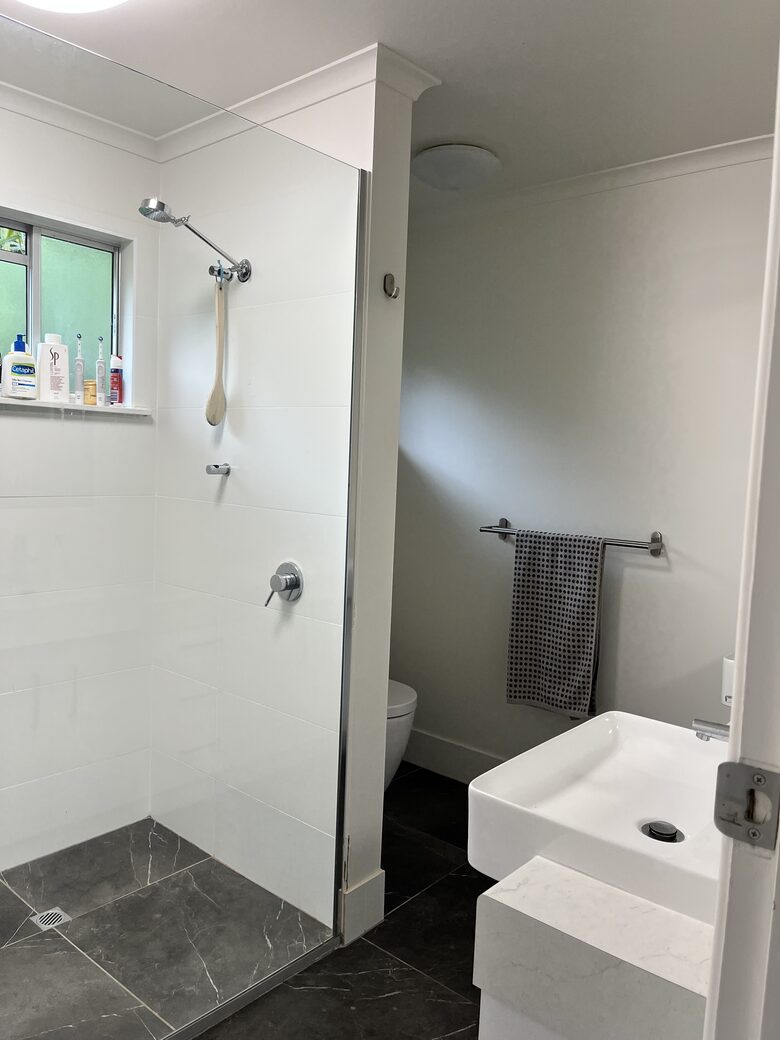 Sandy Showers | With Panoramic Ocean Views - Sunshine Coast, Australia