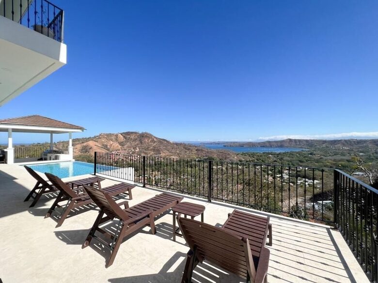 Villa Encanto Luxury Getaway in Coco Beach - Playas del Coco, Costa Rica