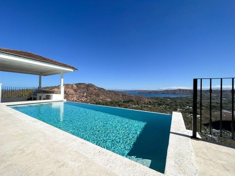 Villa Encanto Luxury Getaway in Coco Beach - Playas del Coco, Costa Rica