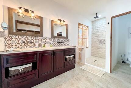 Villa Encanto Luxury Getaway in Coco Beach - Playas del Coco, Costa Rica