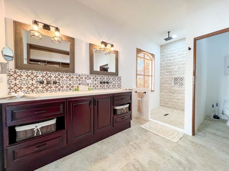 Villa Encanto Luxury Getaway in Coco Beach - Playas del Coco, Costa Rica